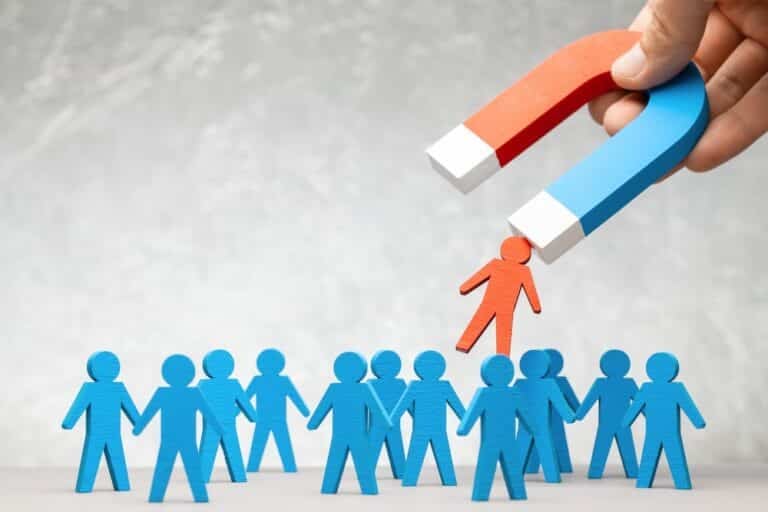 HR Magnet attracts staff leaders. Staff recruitment